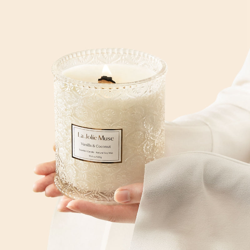 Maelyn - Vanilla and Coconut 19.4oz Candle Candles 3_14_2bc83146-17c3-4dd6-b721-11e5f16b862d La Jolie Muse