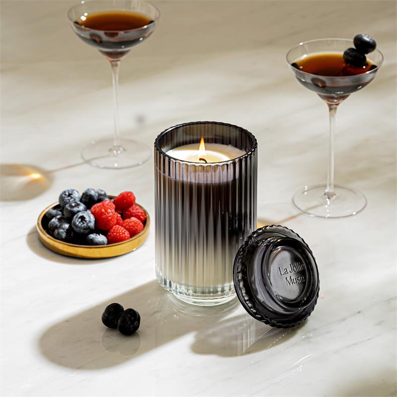 Amélie - Dark Berries & Bergamot 19oz Candle Candles 3_20_bf443b89-0cd5-4ef6-a4d5-5064317fad86 La Jolie Muse