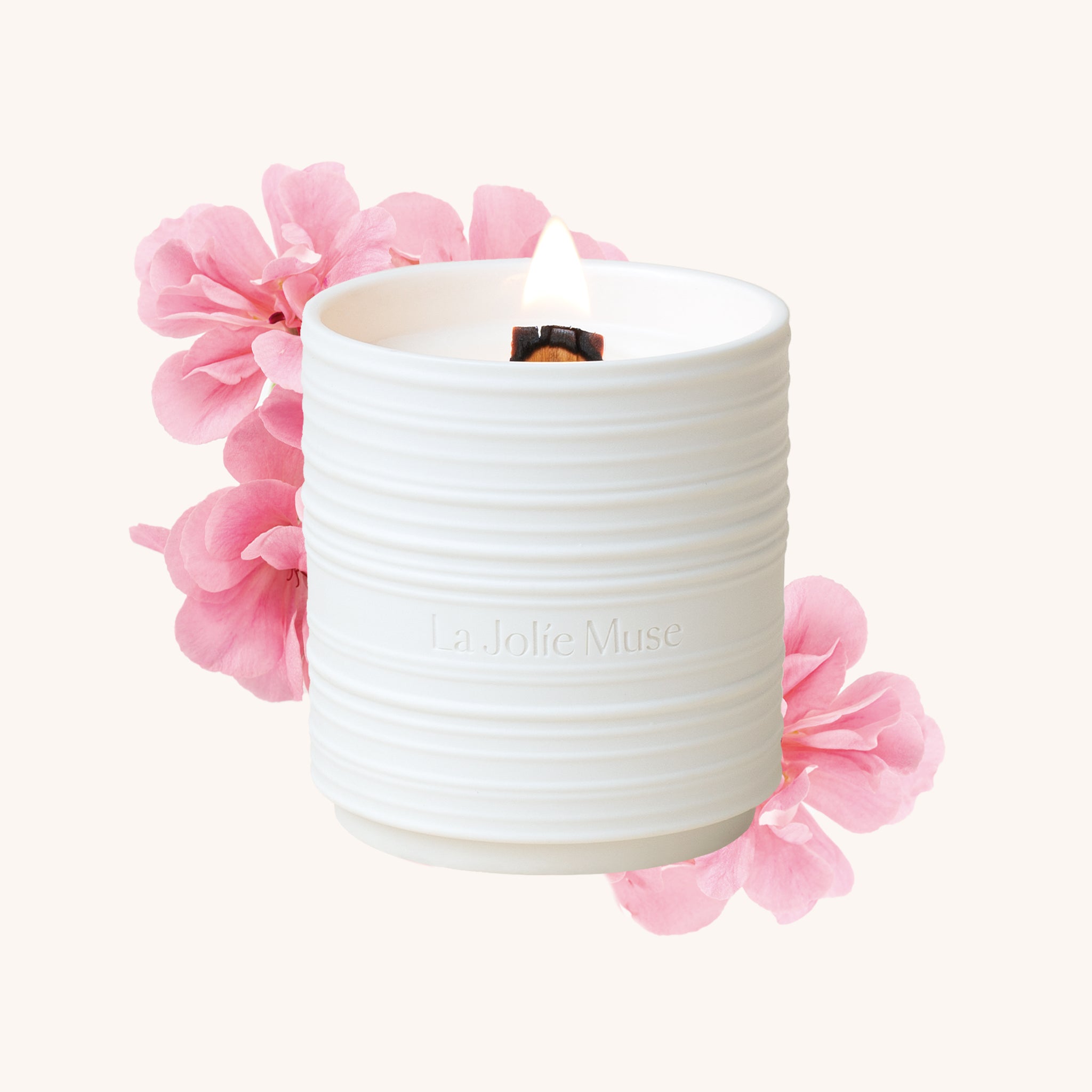 Lucienne - Geranium Vert Mint Candle Lucienne_Geranium_Vert_Mint_PDP_8oz_hover_d144f16c-ef5b-4304-a5a0-4d6ec52367ff LA JOLIE MUSE