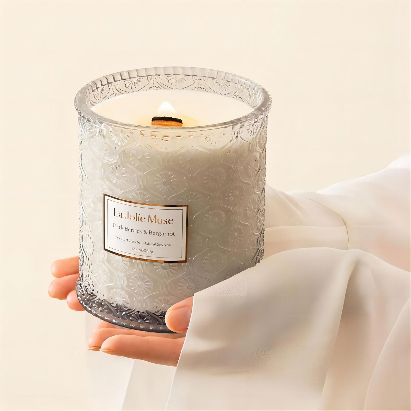 Maelyn - Dark Berries & Bergamot 19.4oz Candle Candles Maelyn_-_Dark_Berries_Bergamot_19.4oz_Candle-5654208 La Jolie Muse