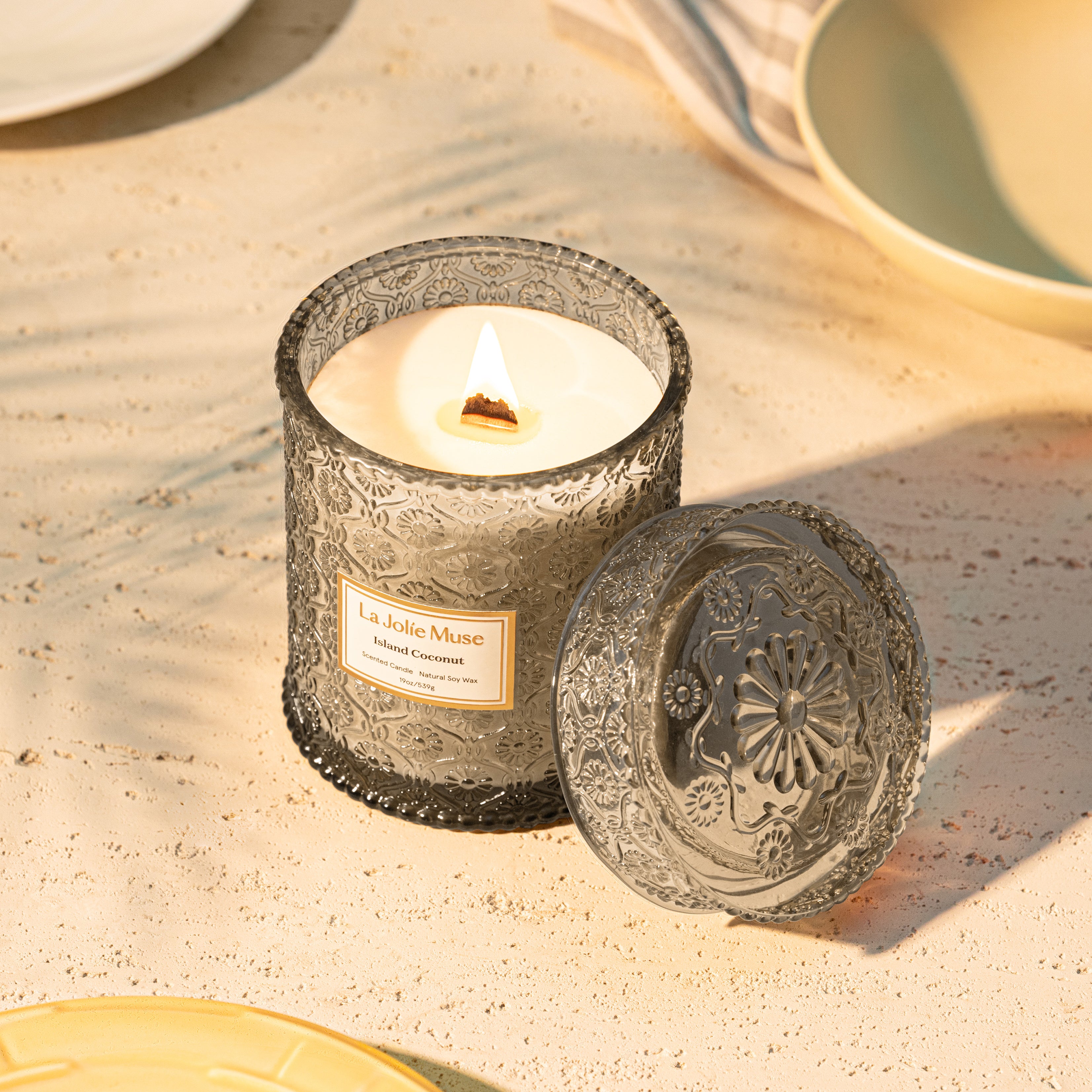 Maelyn - Island Coconut 19oz Candle Candles Maelyn_IslandCoconut_PDP_19oz_3 La Jolie Muse