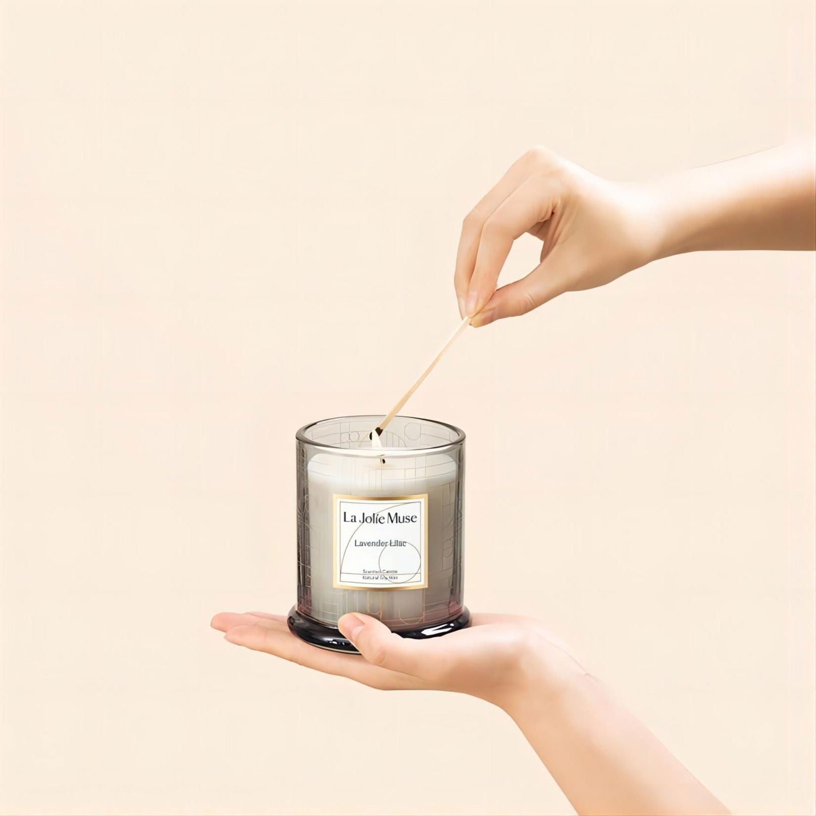Roesia - Lavender Lilac 9.9oz Candle Candles Roesia_-_Lavender_Lilac_9.9oz_Candle-5656658 La Jolie Muse