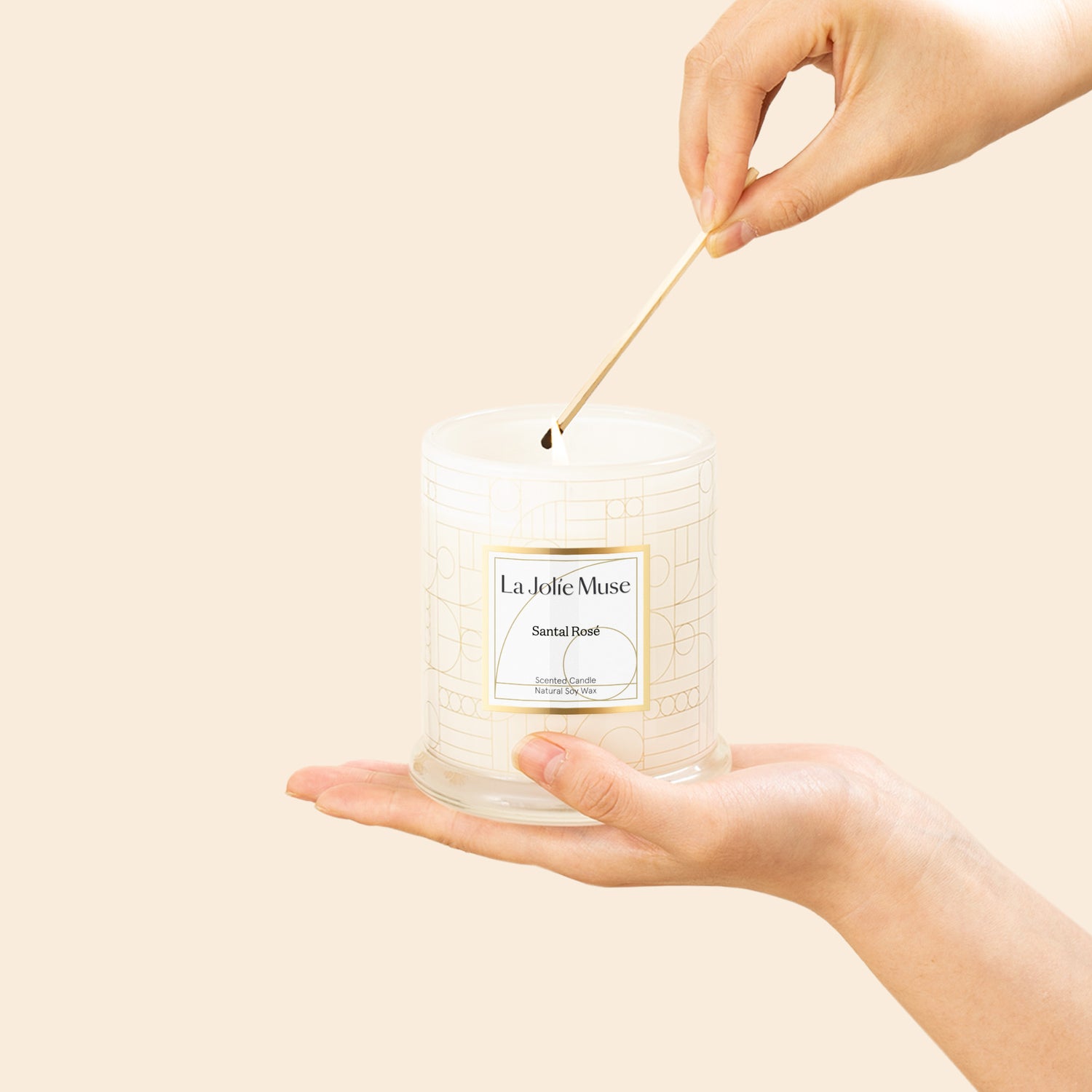 Roesia - Santal Rosé 10oz Candle Candles 2_18290d68-0b2d-48b3-a35c-d470a15993b9 La Jolie Muse