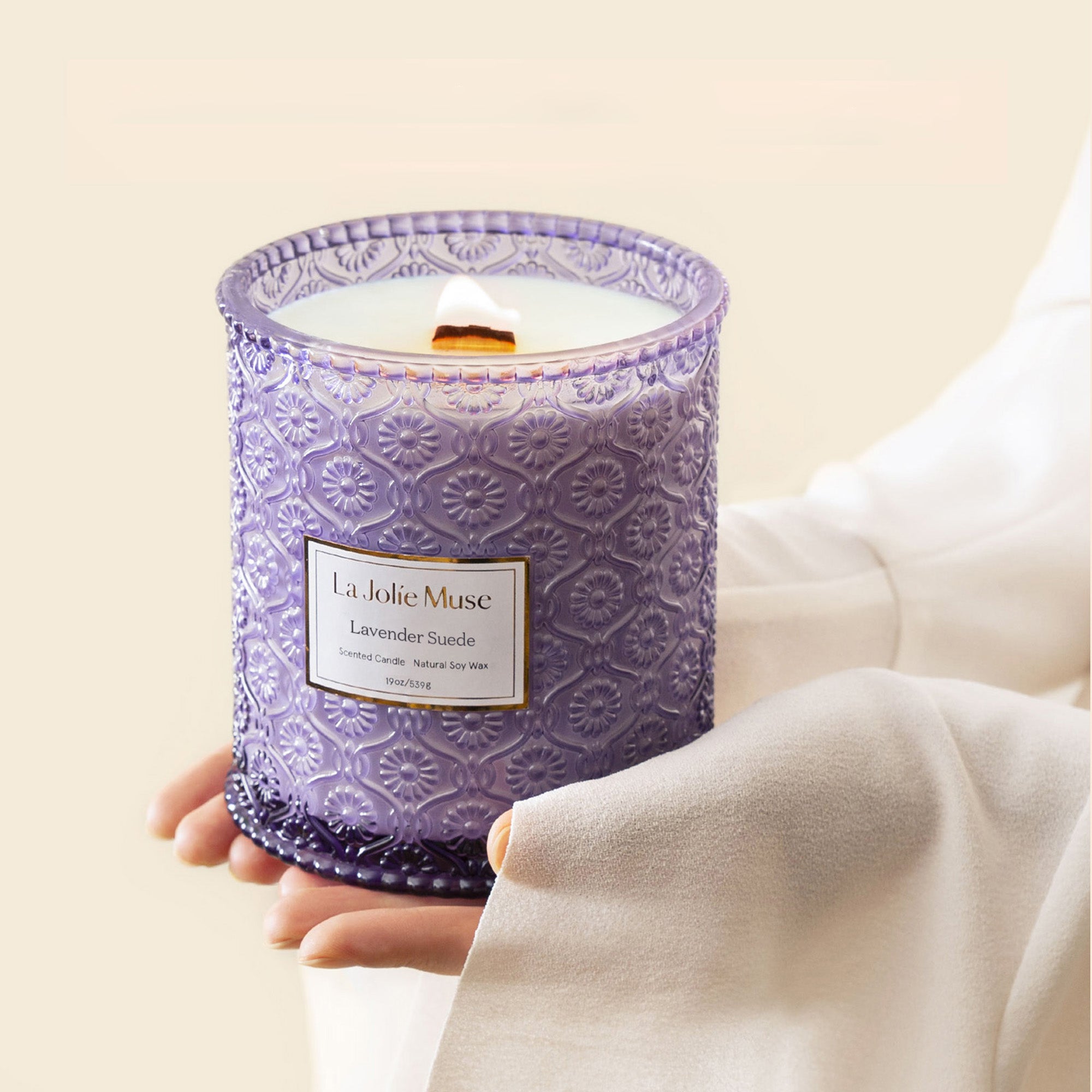 Maelyn - Lavender Suede 19oz Candle Candles 2_f9a269d2-f7d6-4a6b-b144-6eeb693bde9b La Jolie Muse