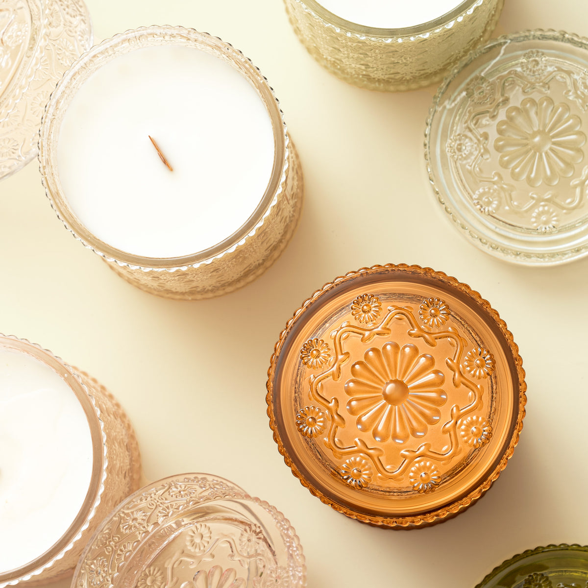 Maelyn - Santal Himalayen 19oz Candle Candles 4_16f65361-7d24-4219-98af-60ba813d7d50 La Jolie Muse