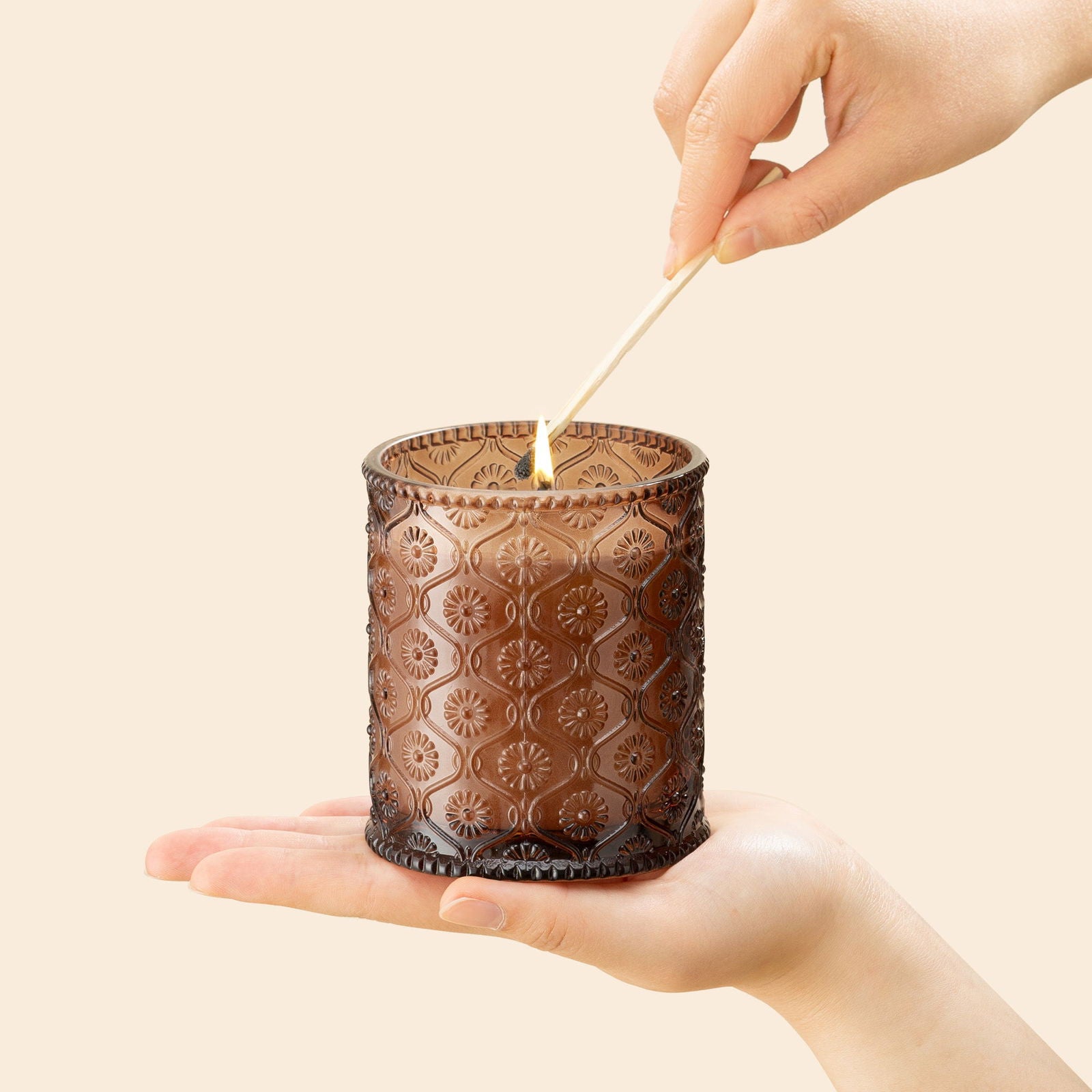 Maelyn - Hearth & Velvet Flames 6oz Candle