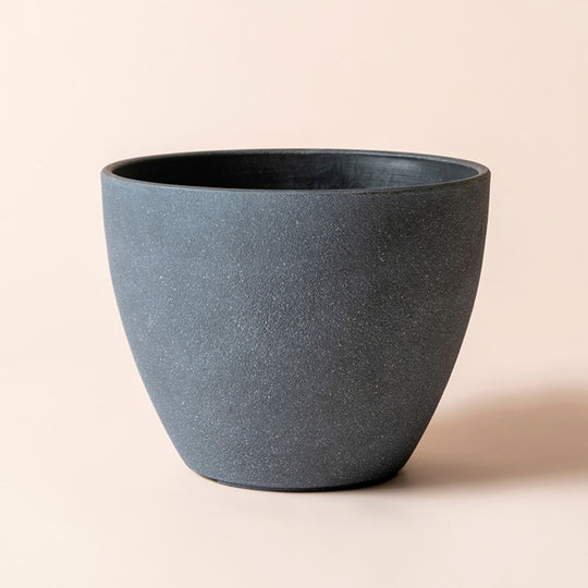 https://lajoliemuse.com/cdn/shop/products/Nova-Weathered-Gray-Pot_da5e8a1b-570d-4748-8f3a-730a7a475b9c_540x.jpg?v=1642577494