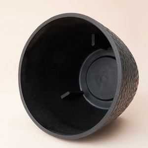 Dryades Black Pot - 9.4 Inch