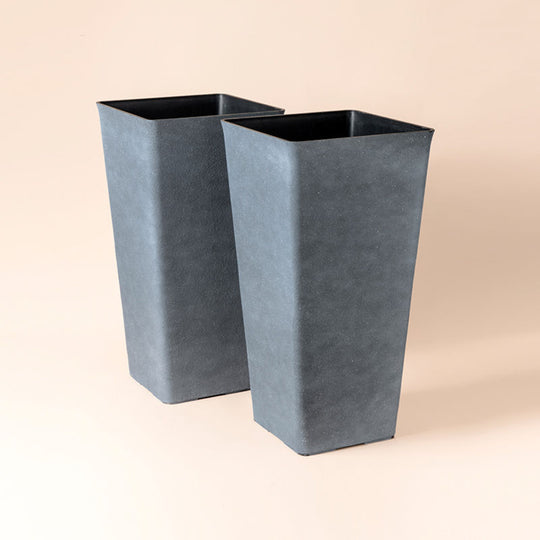 https://lajoliemuse.com/cdn/shop/products/Weathered-Gray-Large-Pots_540x.jpg?v=1643167900